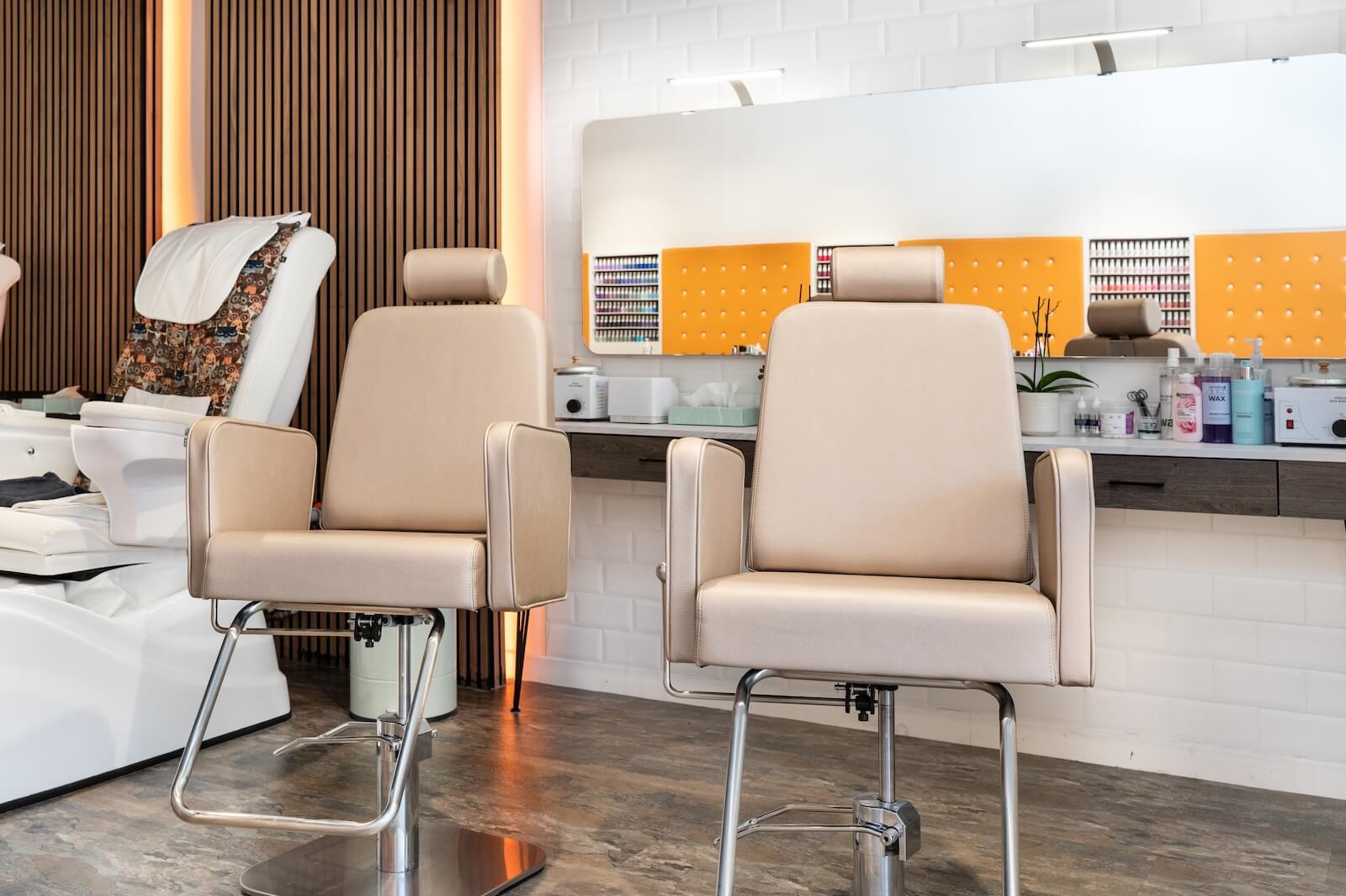 Nail Lounge & Spa Western Road eyebrow stations