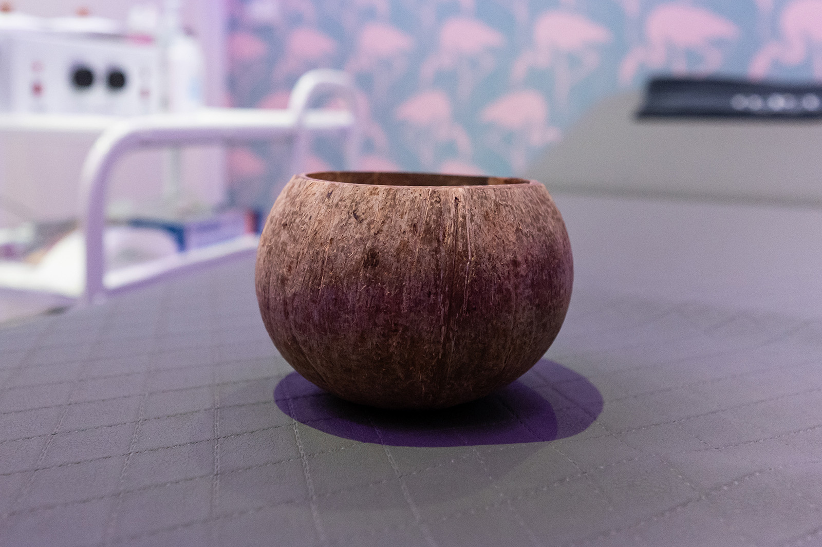 Nail Lounge & Spa Western Road treatment room candle zoom in